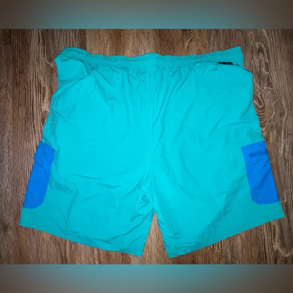 Men’s Columbia Swim Shorts😎 - Picture 3 of 4